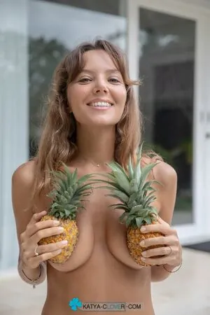 Katya Clover