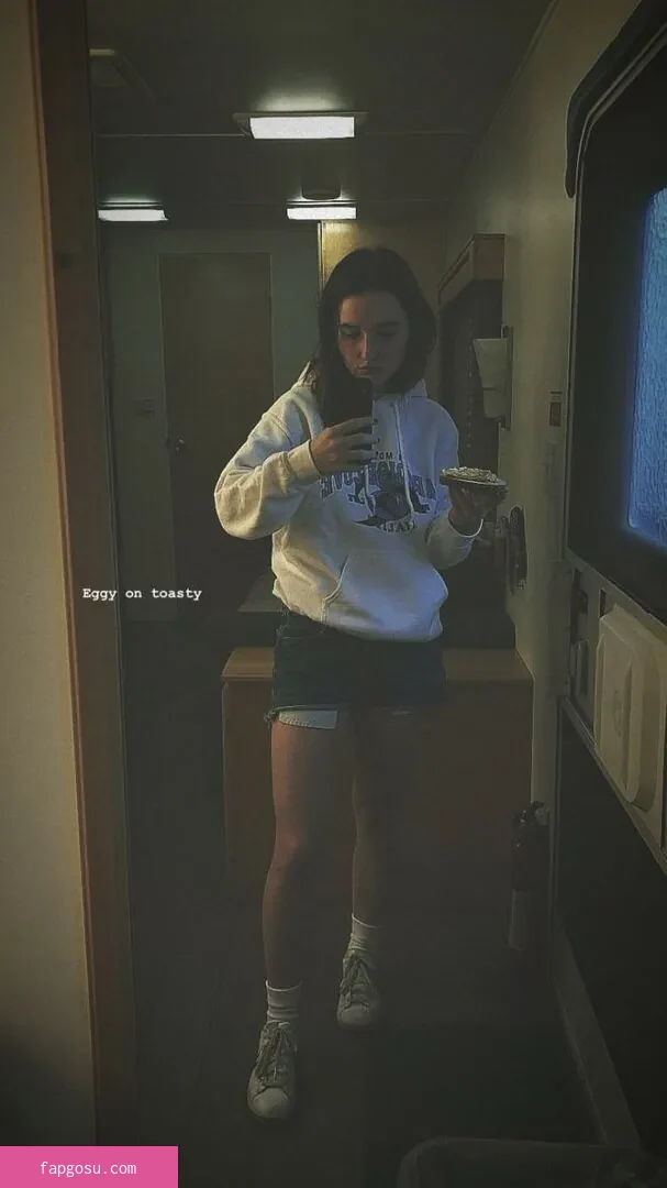 Kaitlyn Dever
