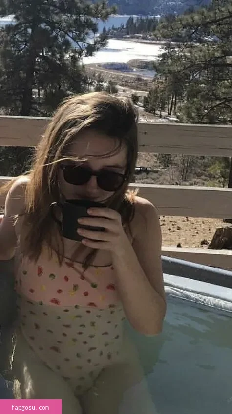Kaitlyn Dever