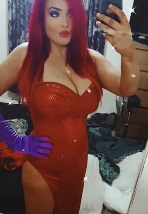 Kerryn Davenport content