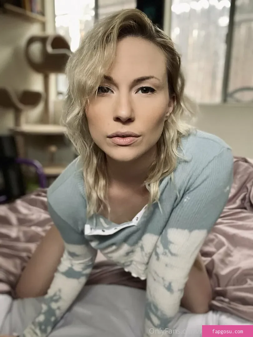 Kate Elliot