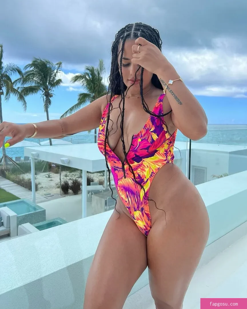 Katya Elise Henry