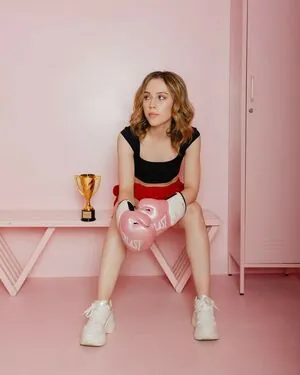 Kacey Fifield content