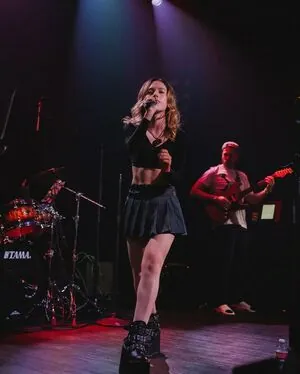 Kacey Fifield content