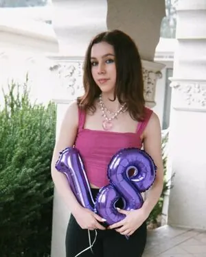 Kacey Fifield content