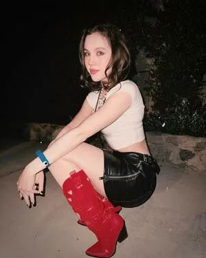 Kacey Fifield content