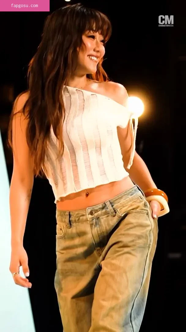 Karen Fukuhara - Photo #732