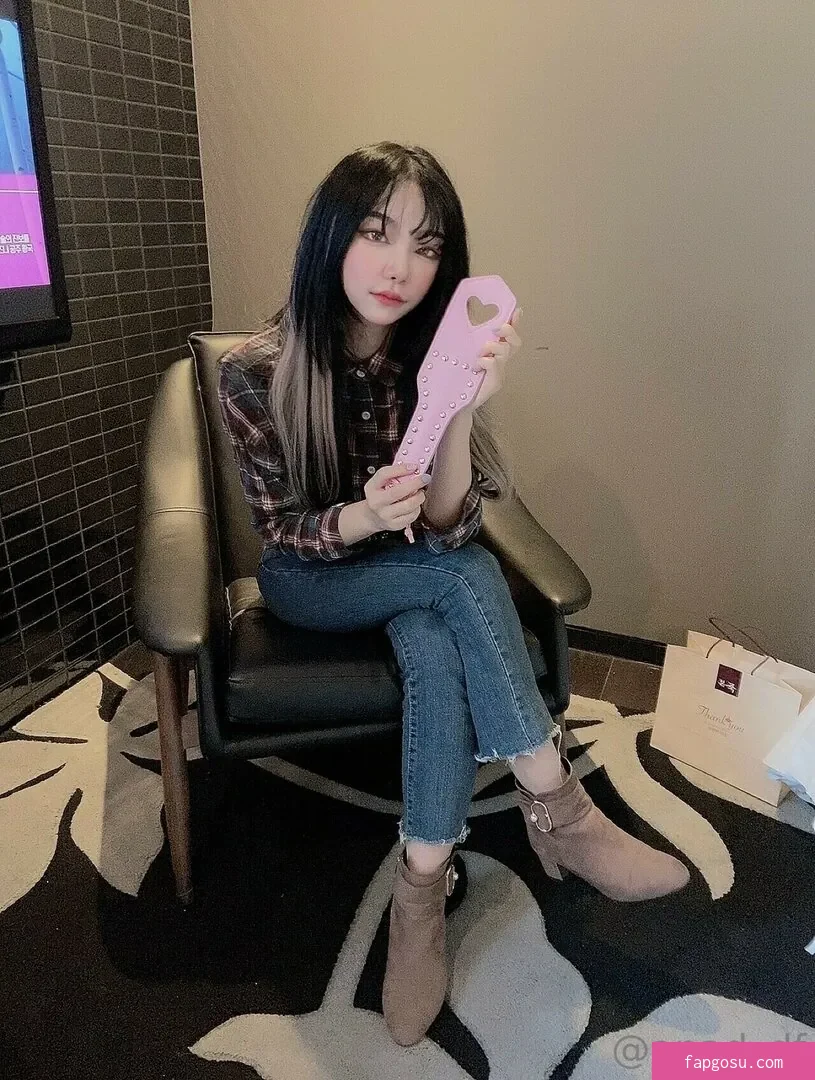 Korean Femdom