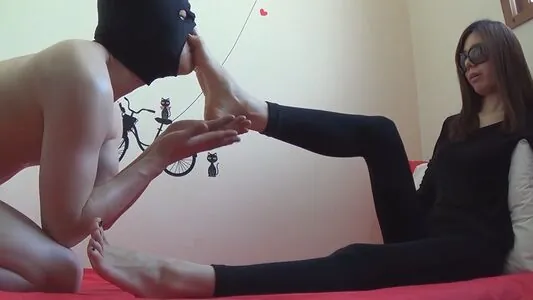 Korean Femdom content