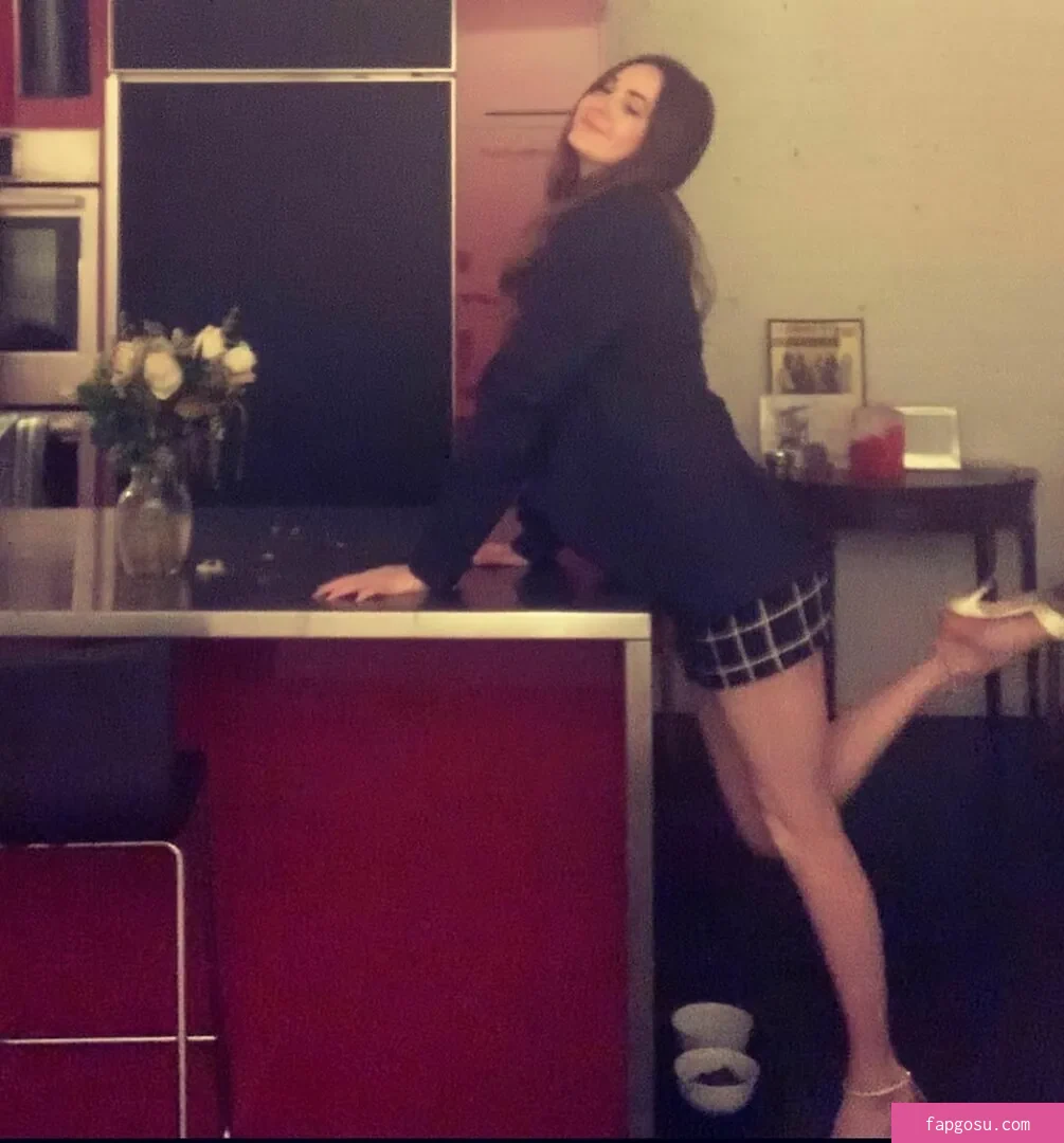 Karen Gillan
