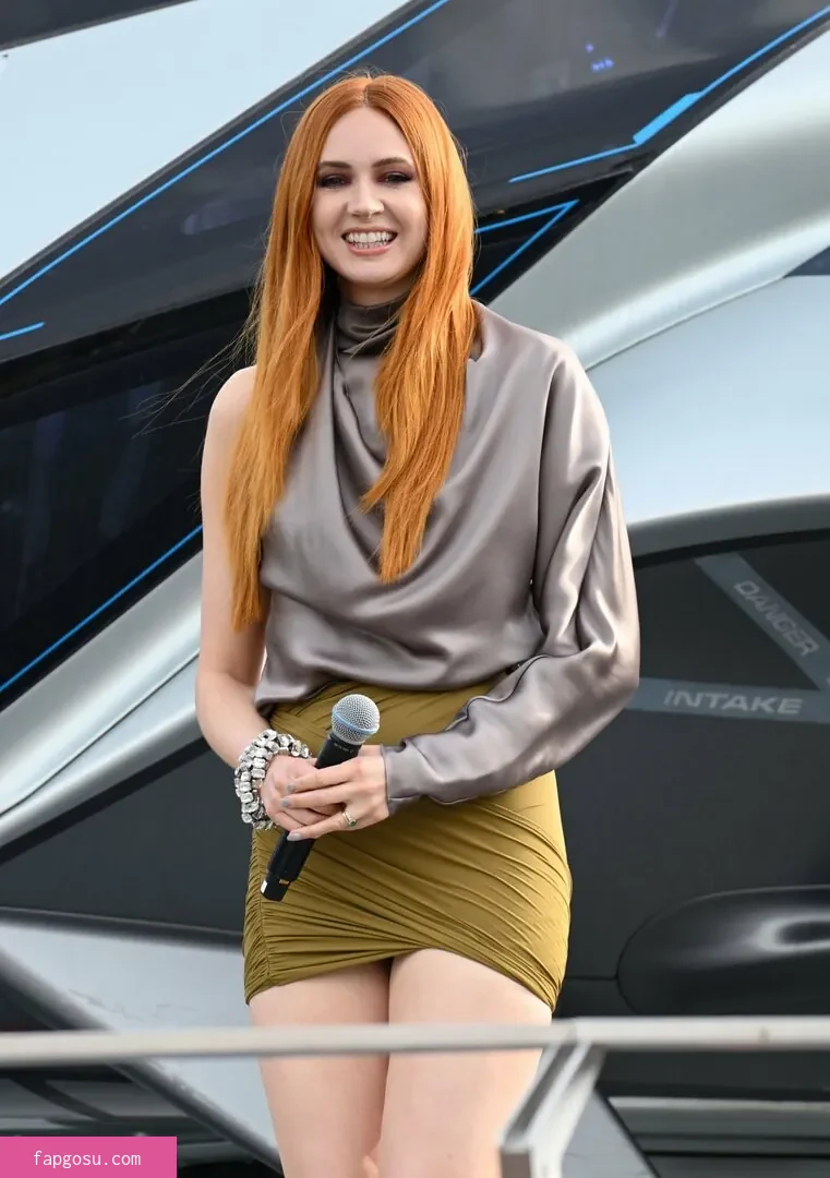 Karen Gillan