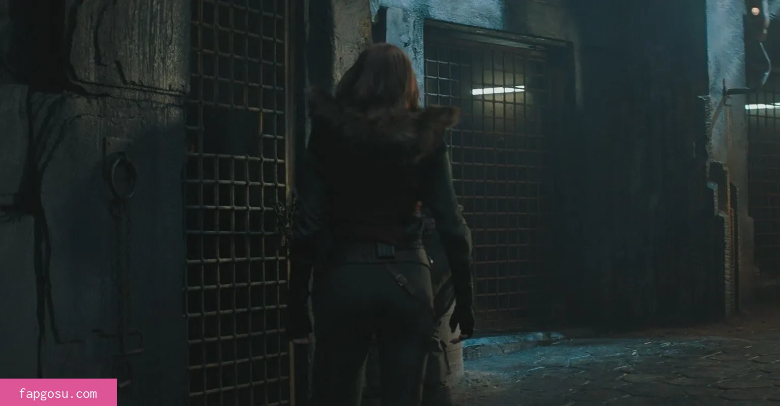 Karen Gillan