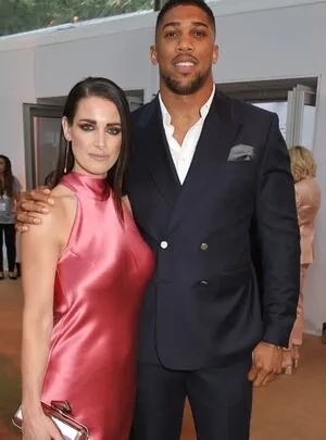 Kirsty Gallacher content