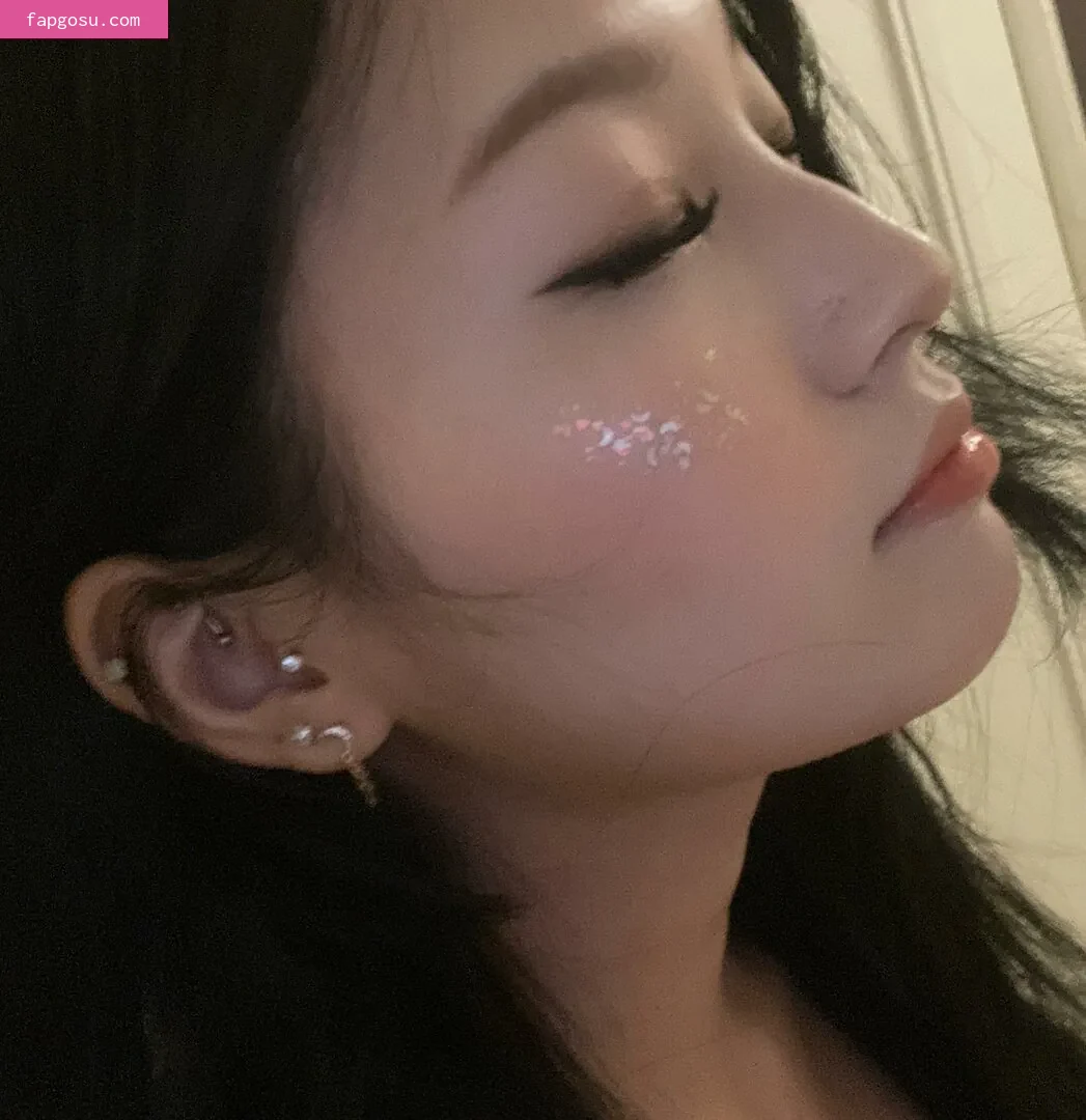 Kang Hee Yoon