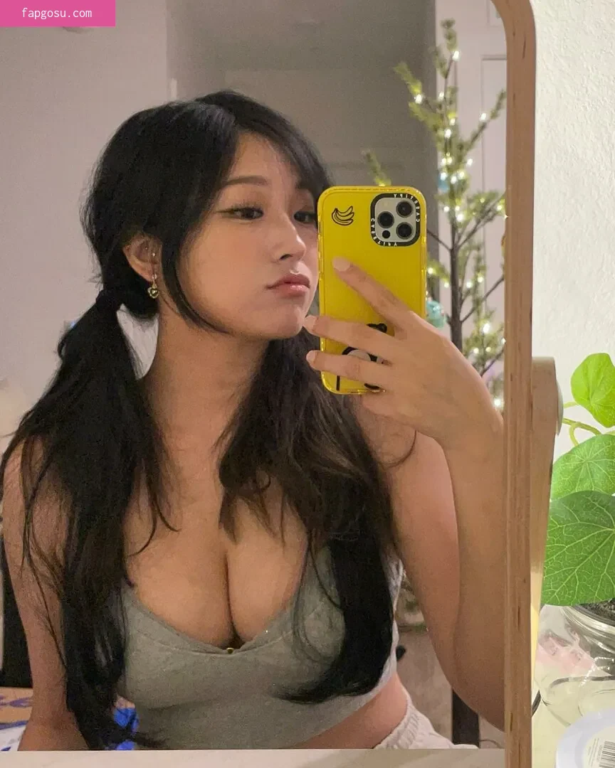 Kang Hee Yoon