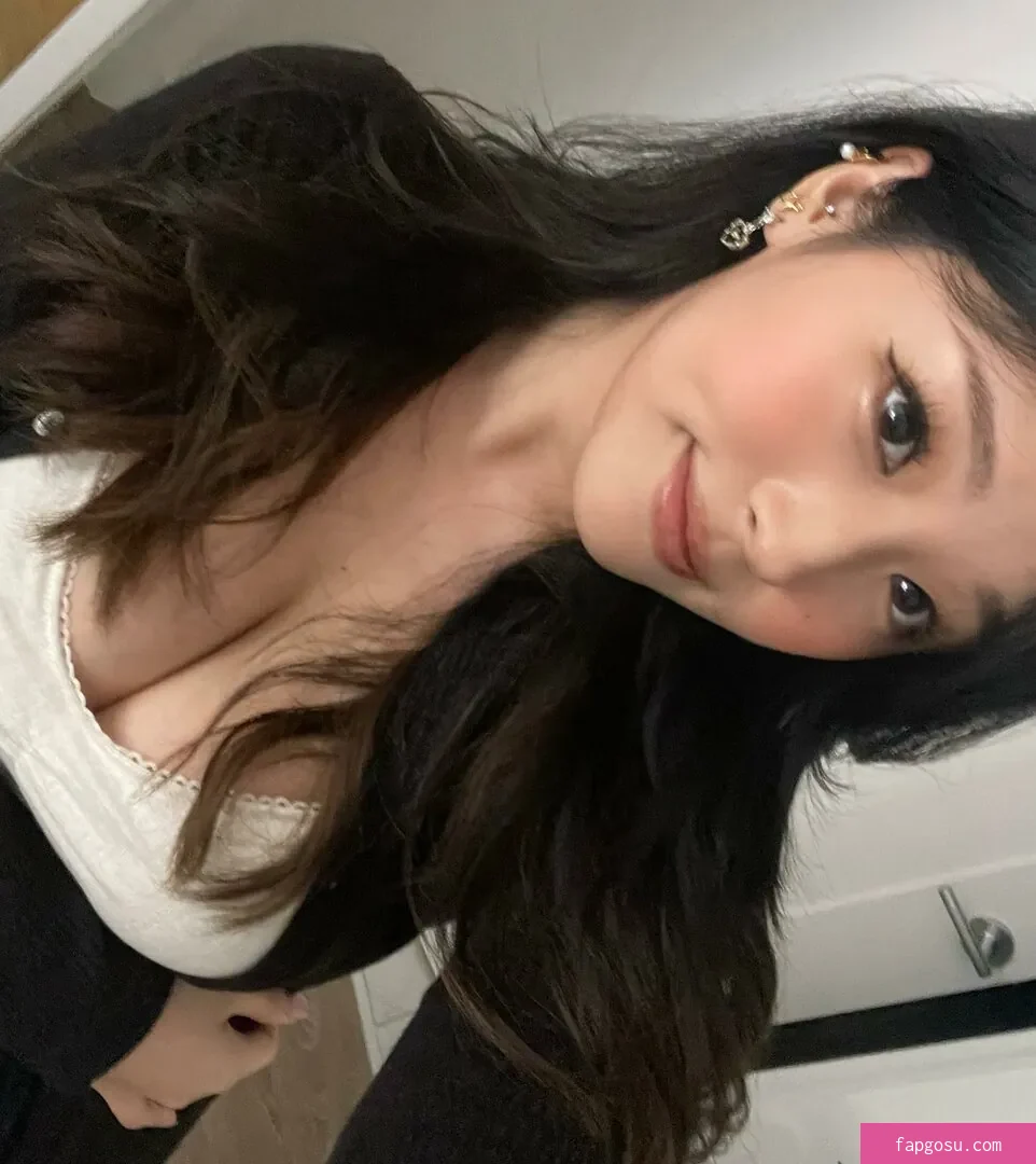Kang Hee Yoon