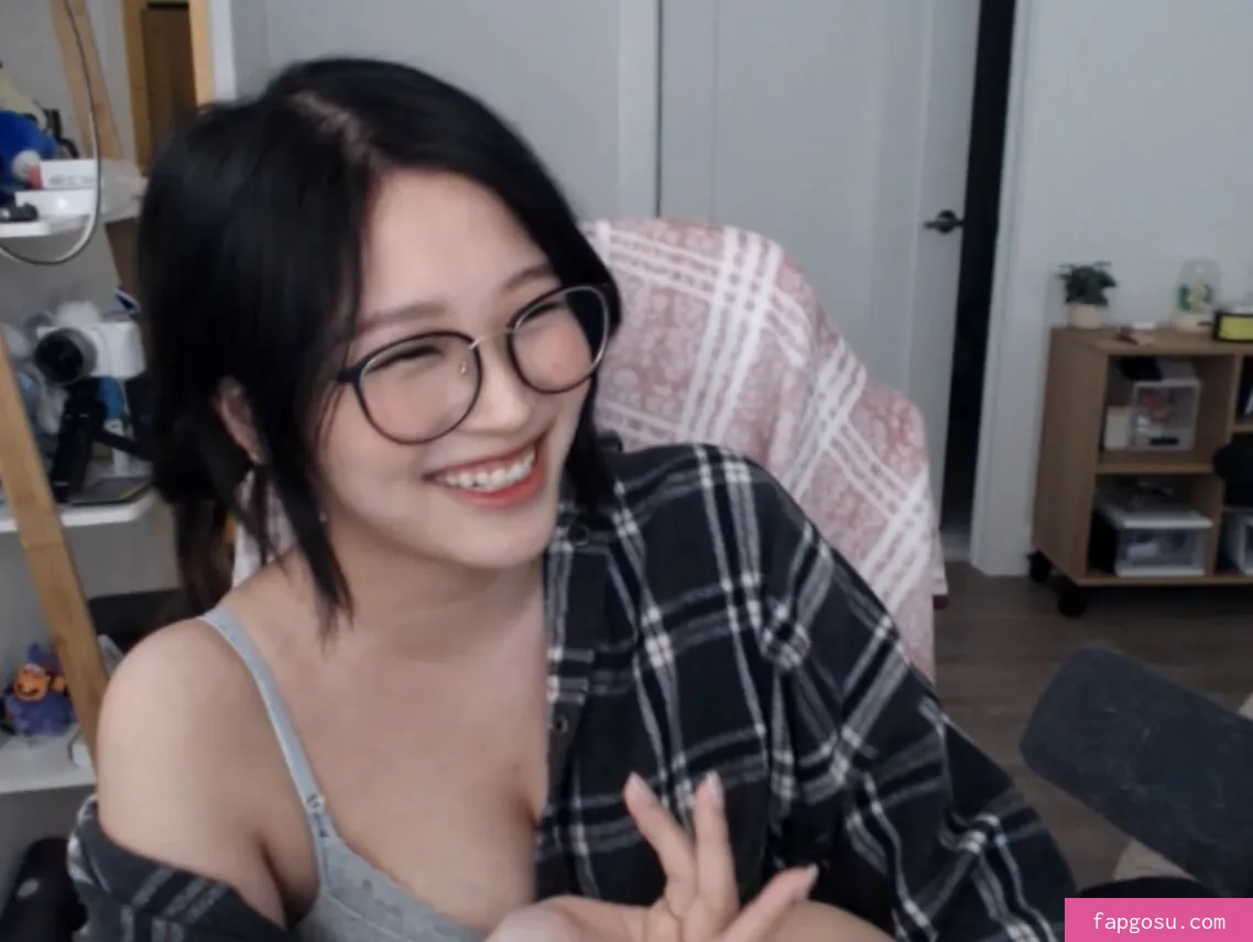 Kang Hee Yoon