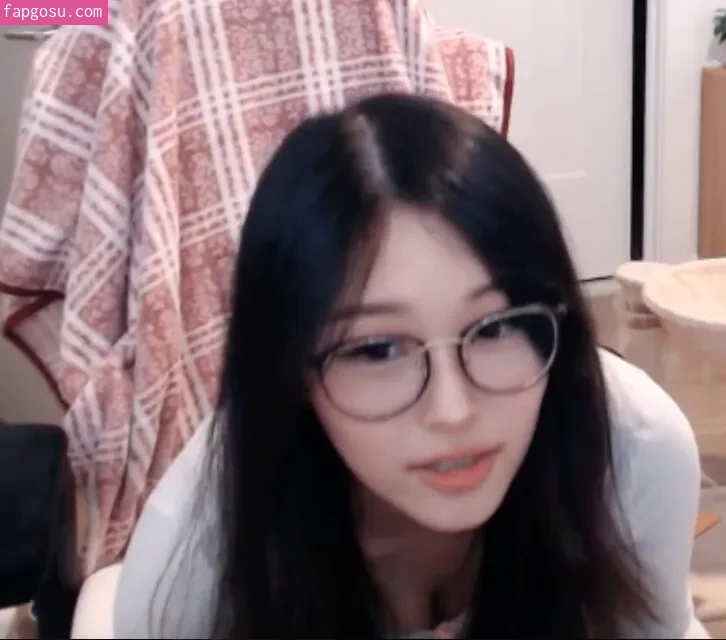 Kang Hee Yoon