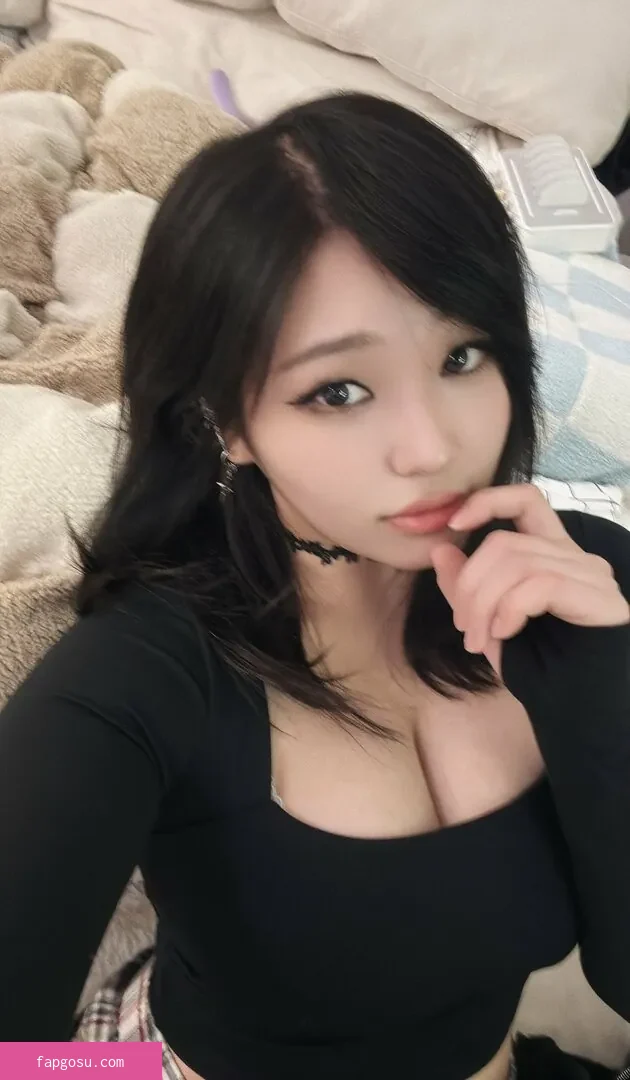 Kang Hee Yoon