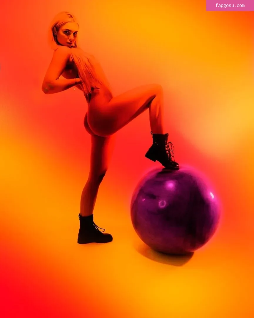 KinkySophiee