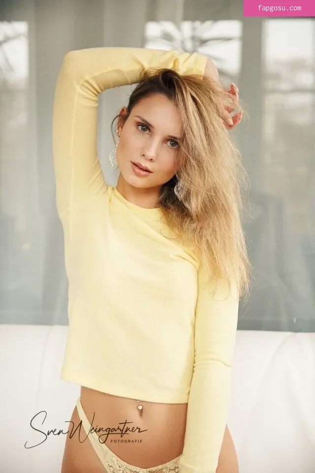 KinkySophiee