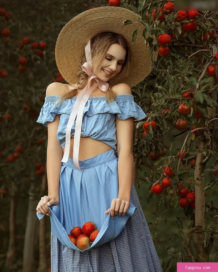 KinkySophiee