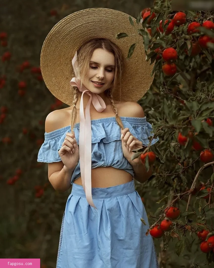 KinkySophiee