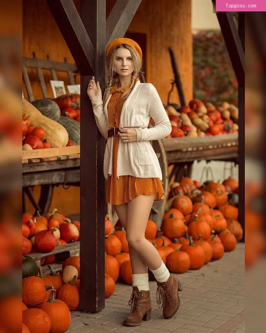 KinkySophiee
