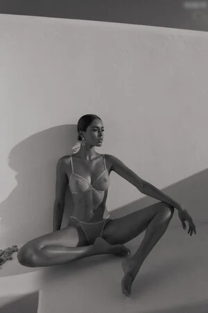 Karen Joigny content