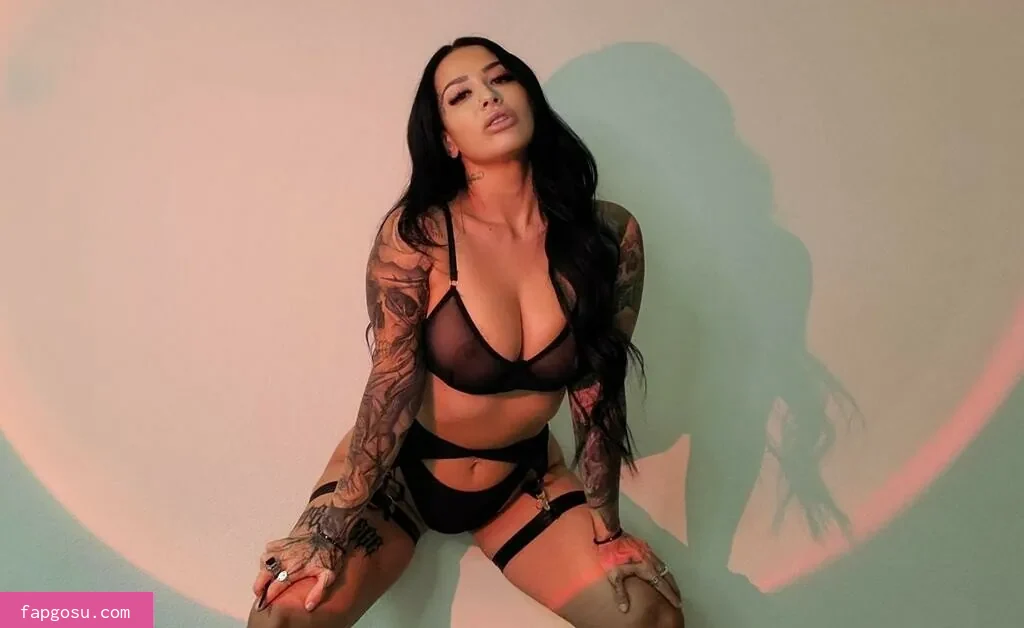Katrina Jade