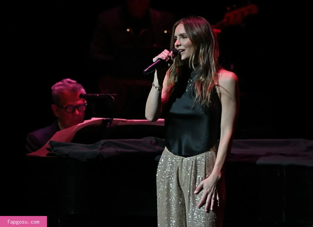 Katharine McPhee