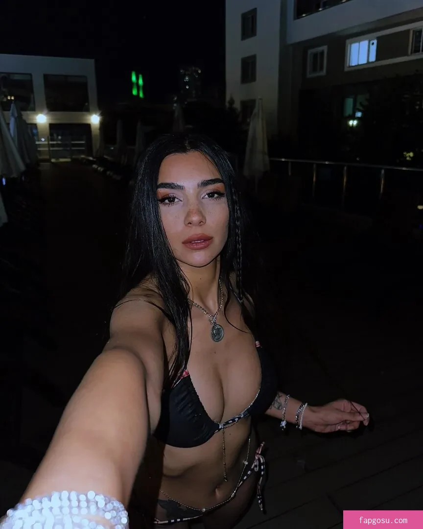 Kübra Miranda Çamlıbel