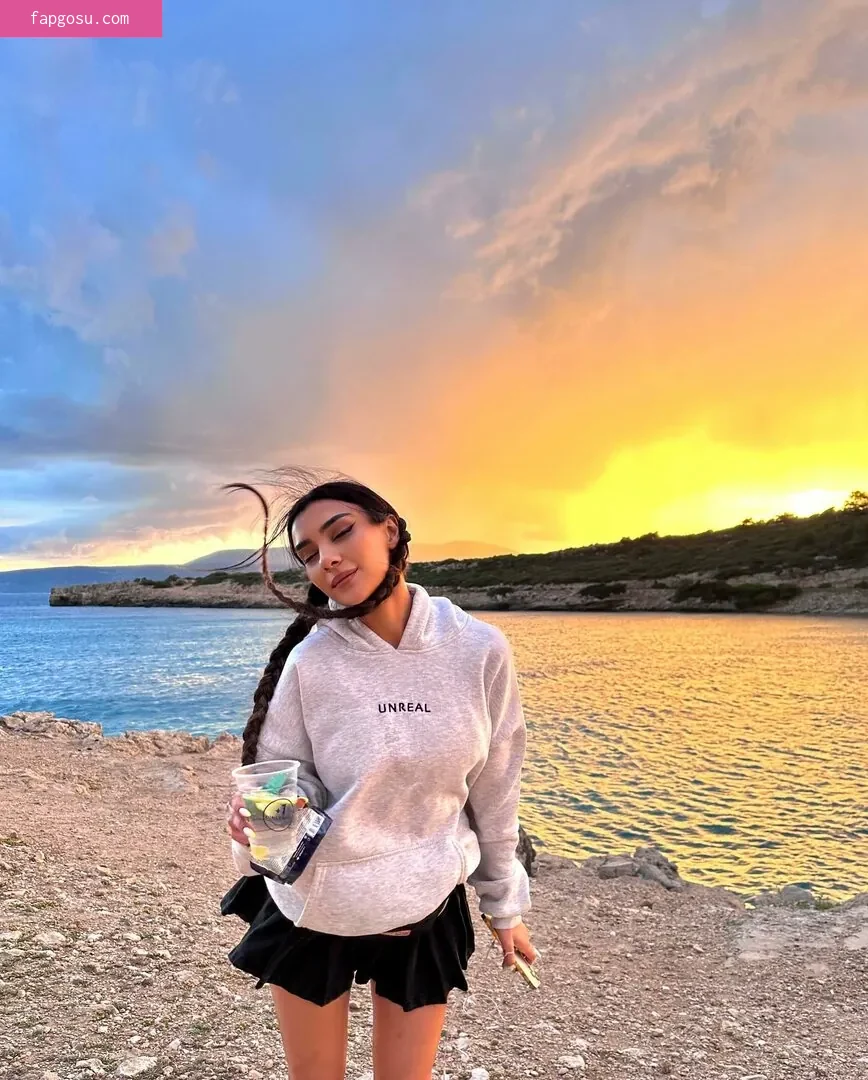 Kübra Miranda Çamlıbel