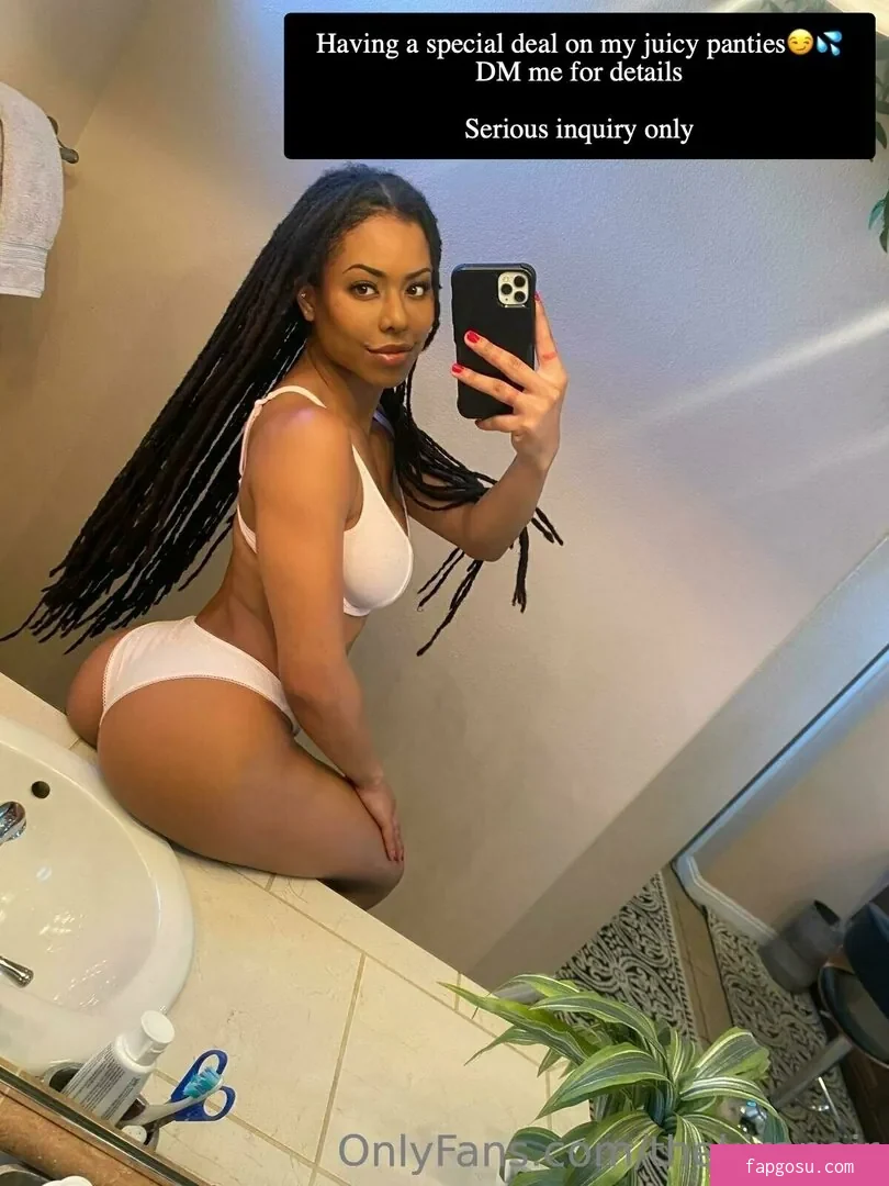 Kira Noir