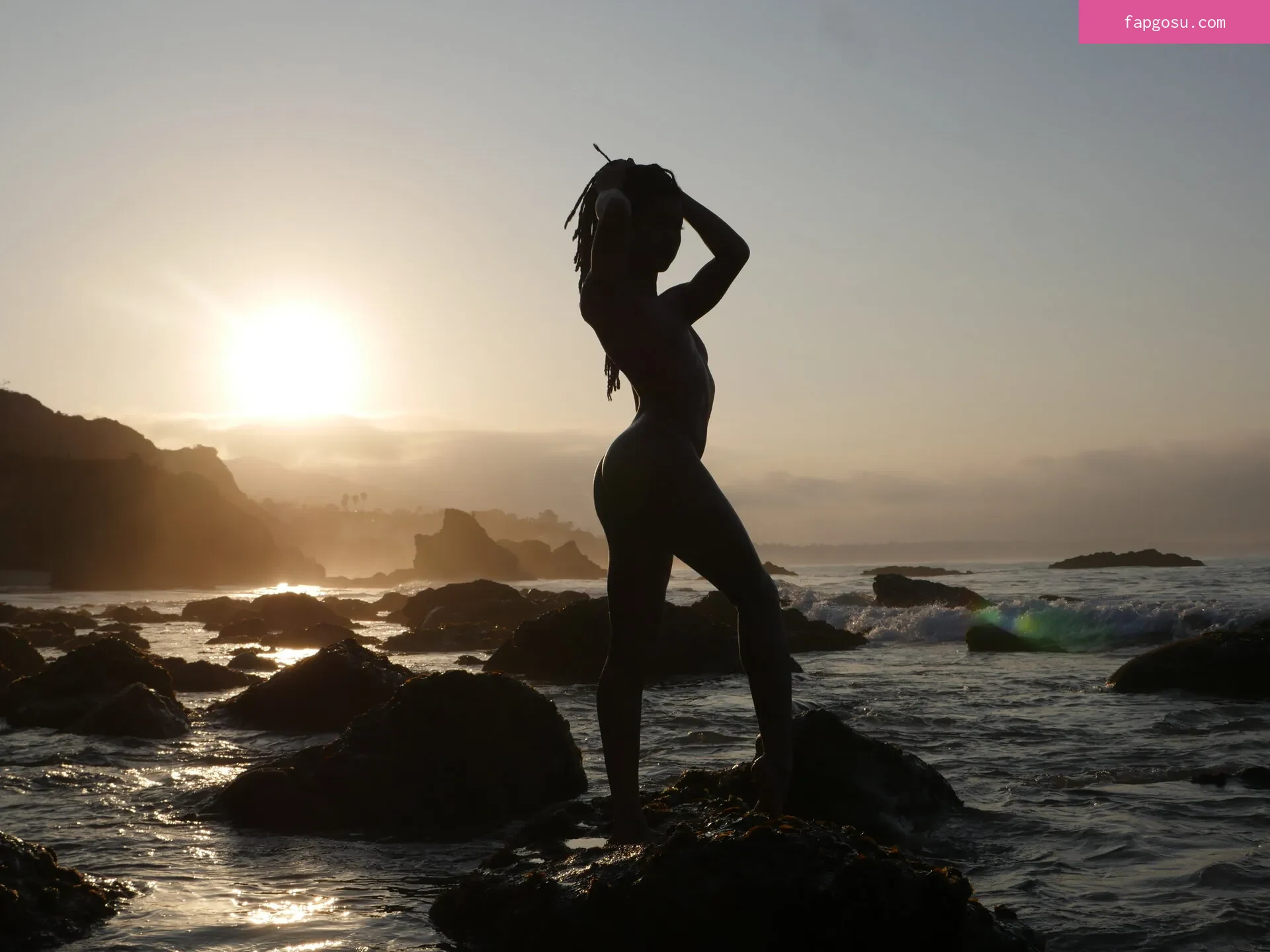 Kira Noir
