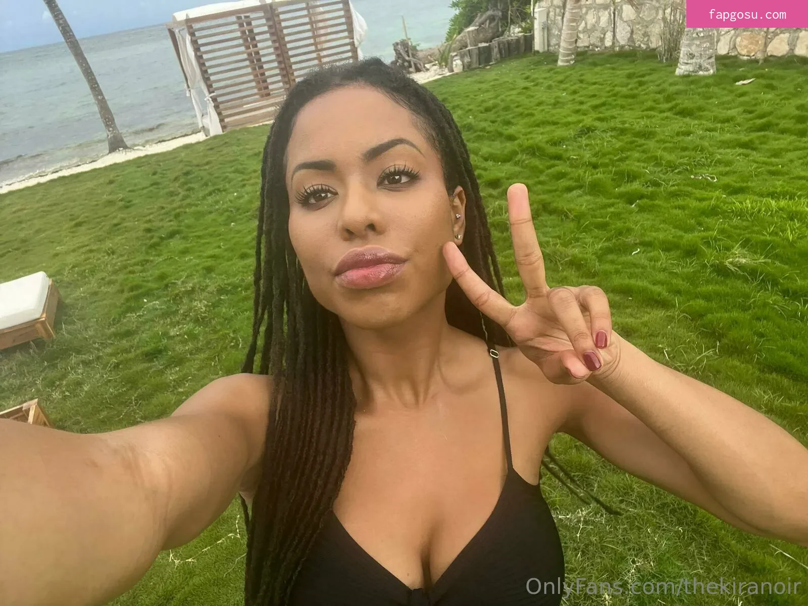 Kira Noir