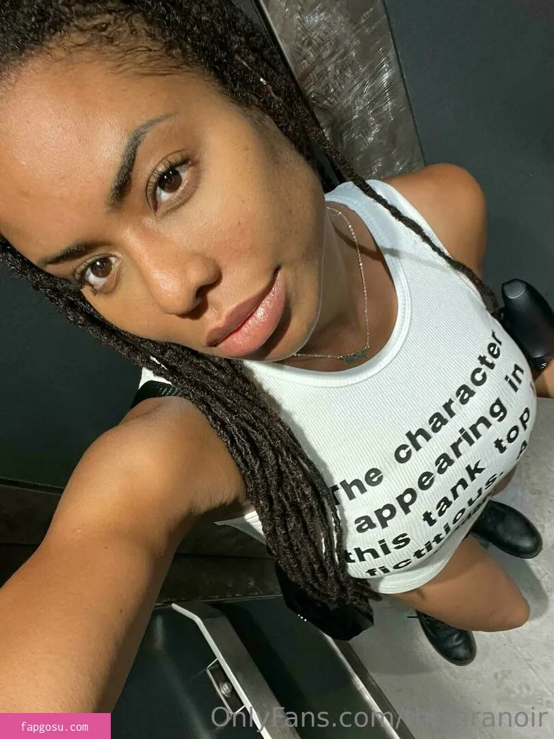 Kira Noir