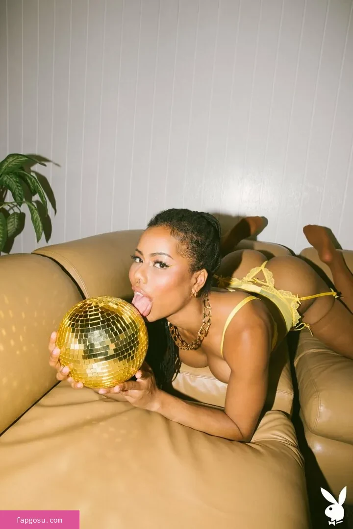 Kira Noir