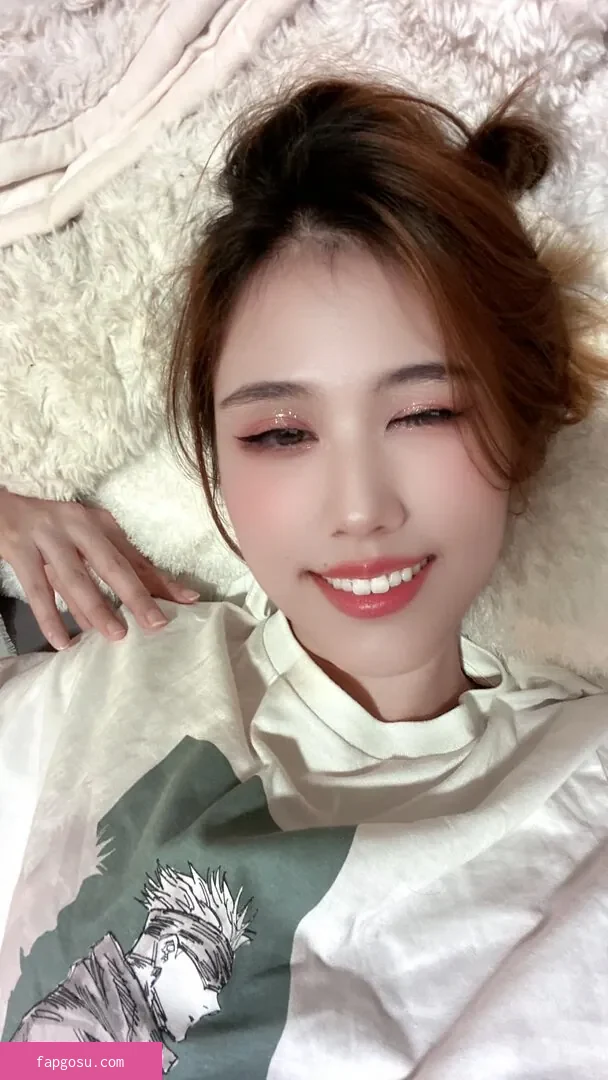 Kura Onee-san - Photo #1145