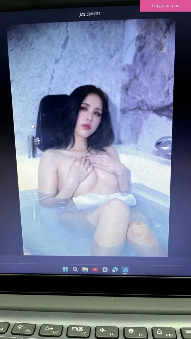 Kura Onee-san - Photo #1239