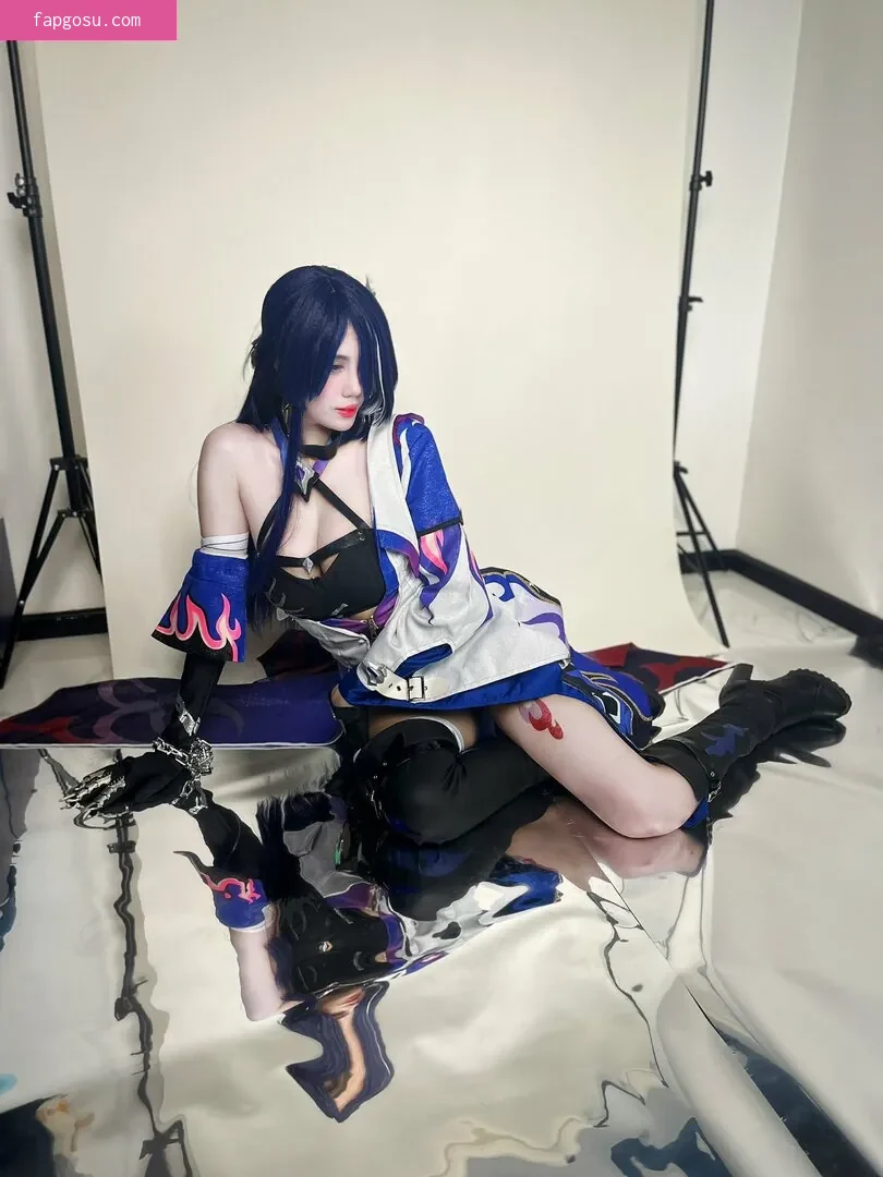 Kura Onee-san - Photo #1255