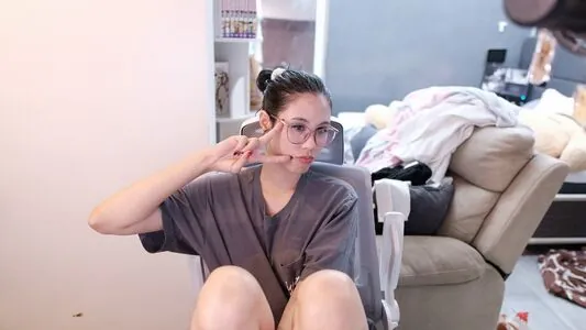 Kura Onee-san