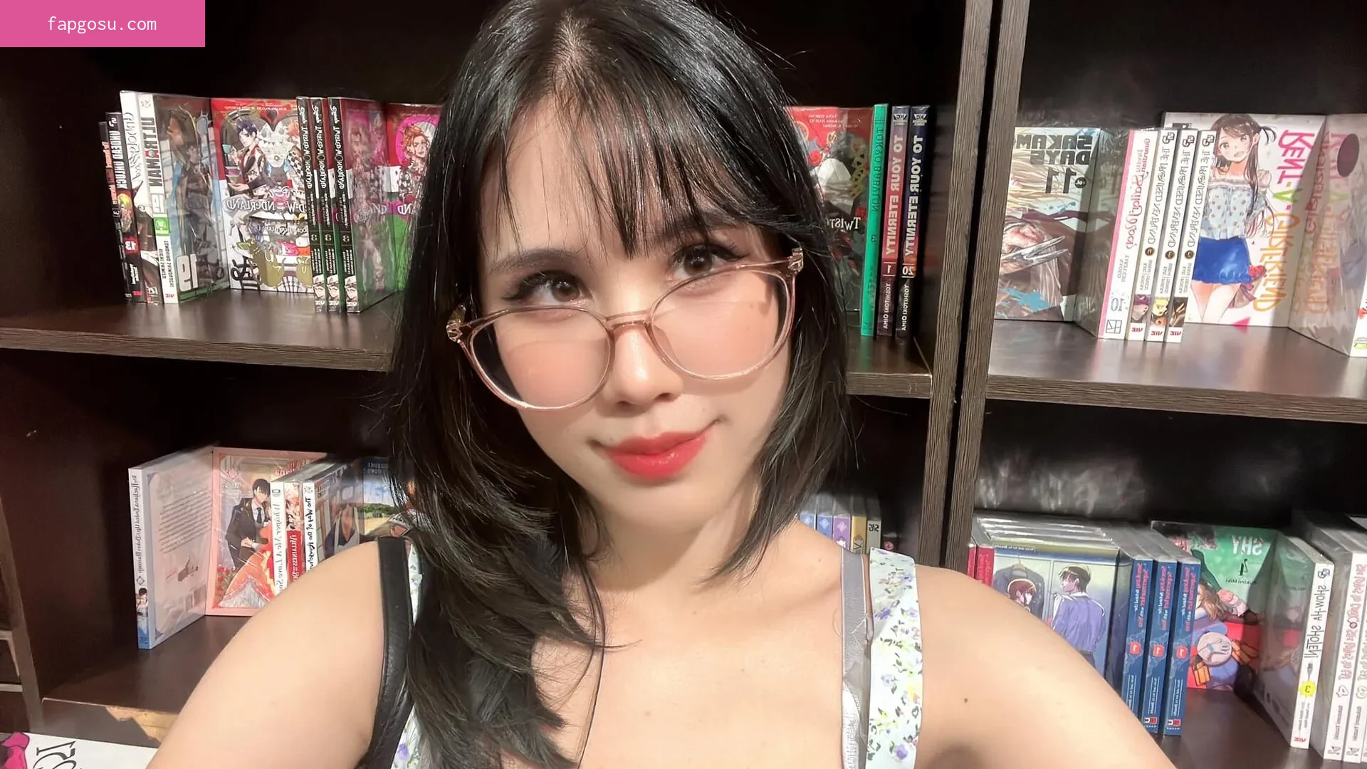 Kura Onee-san - Photo #1284