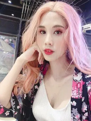 Kura Onee-san
