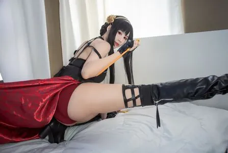 Kura Onee-san