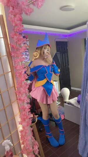 Kura Onee-san