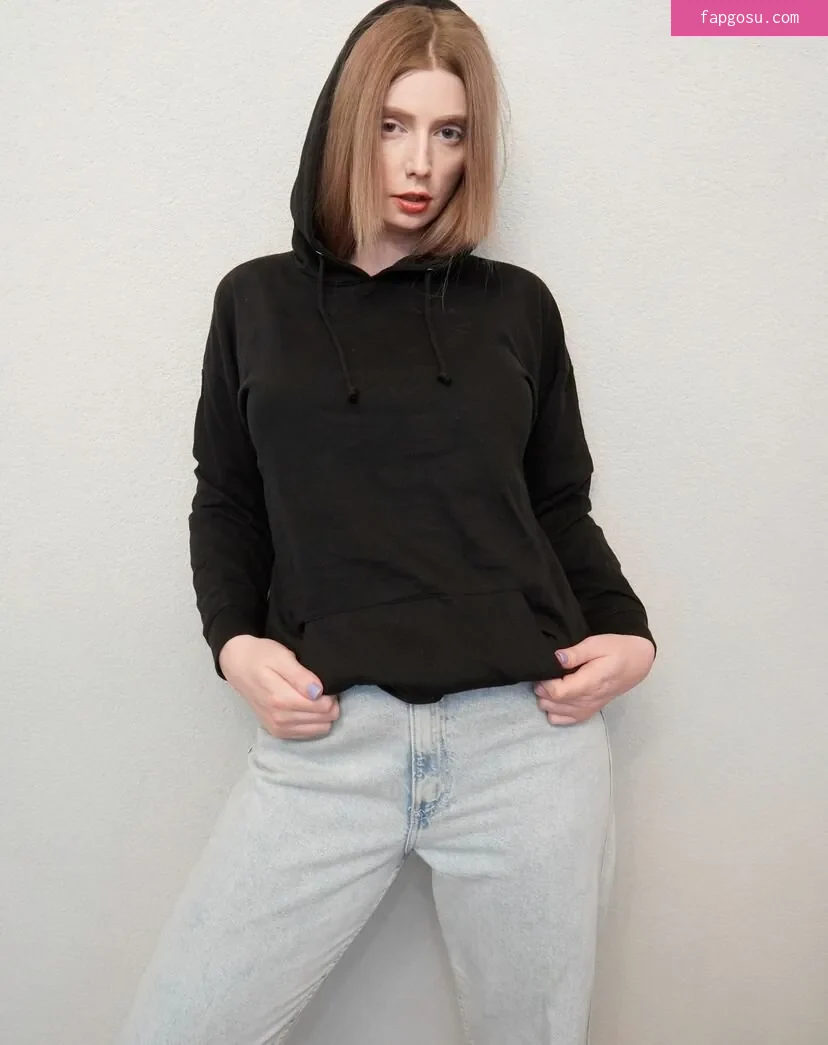 Kate Quinn