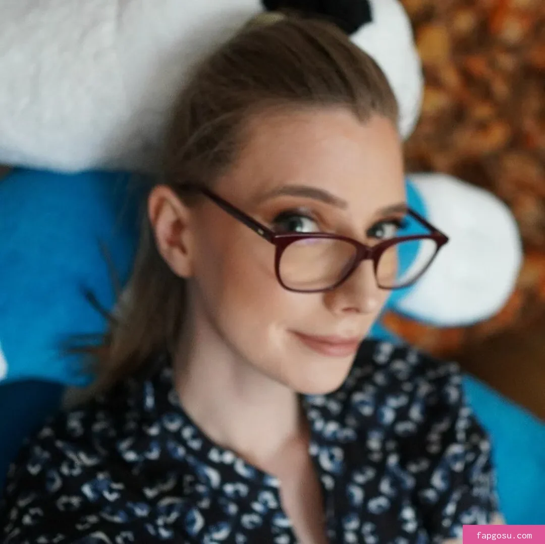 Kate Quinn