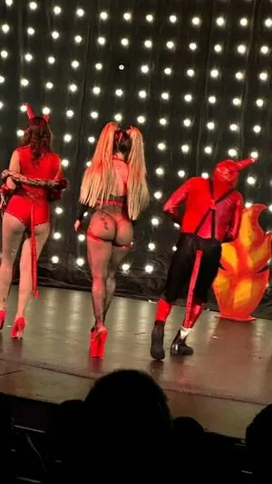 Karyna Rodriguez content