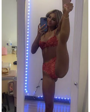 Kaitlyn Summer content